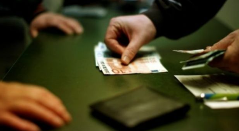 Vidhen mbi 100 euro në një objekt fetar në veri