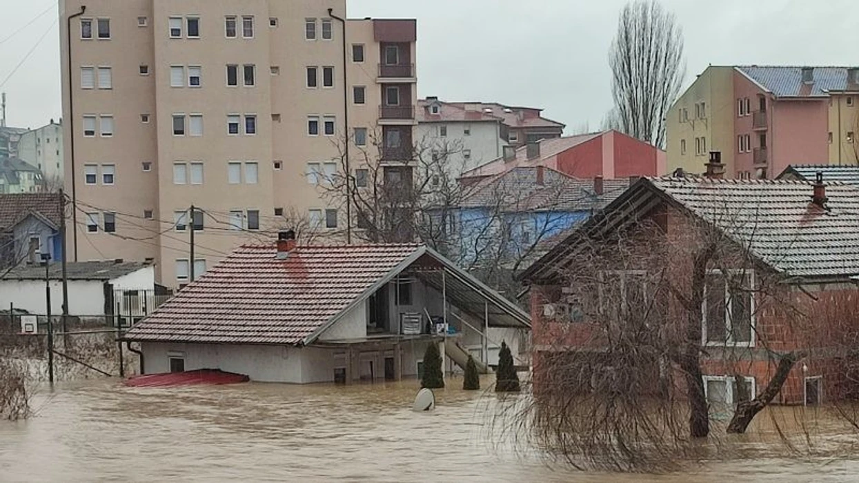 Komuna e Mitrovicës hap procesin e aplikimit për vlerësimin e dëmeve nga vërshimet