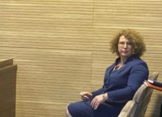 Hajdari, Lipovica, Gara e Muharremi dalin para gjykatës