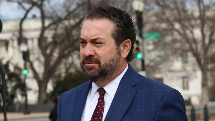 Vdes Mark Brnovich, ish- i nominuari i Trumpit për ambasador në Serbi