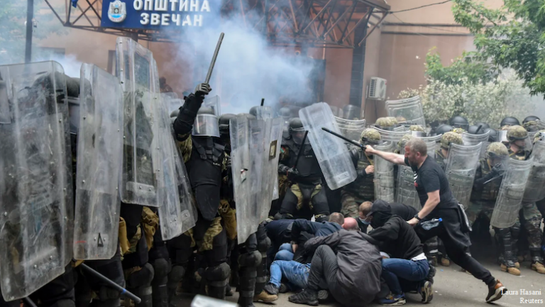 Arrestohet një person për sulm ndaj pjesëtarëve të KFOR-it dhe të Policisë së Kosovës