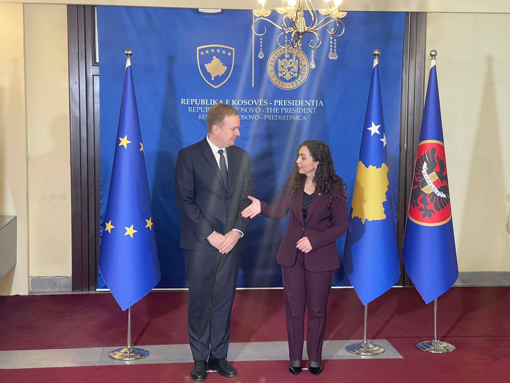 Pas takimit me Kurtin, Sorensen i shkon në vizitë edhe Osmanit