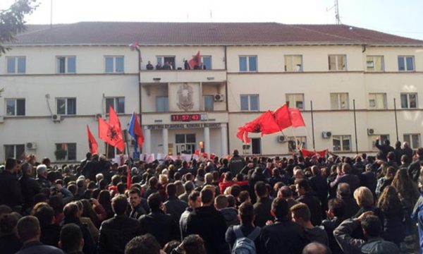 Kryetari i Komunës së Bujanocit: Shqiptarët po diskriminohen në Serbi, politikanë serbë po nxisin tensione