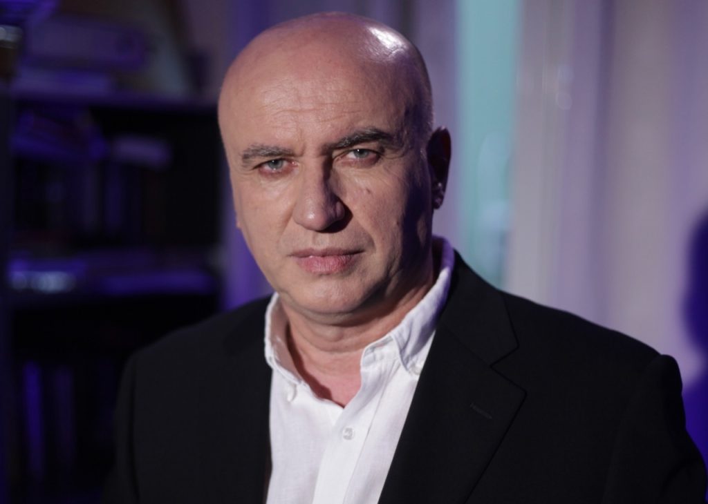 Mero Baze: LDK-ja e ka humbur identitetin politik dhe rrezikon shkrirjen në Vetëvendosje