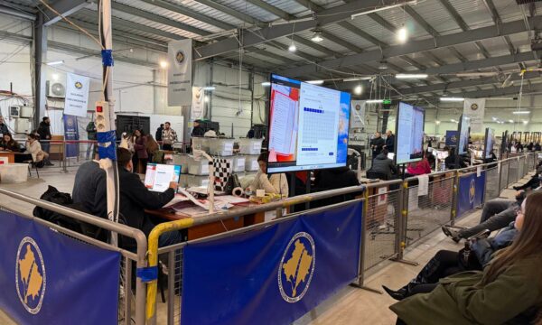 Rinumërohen 120 nga 914 vendvotime, KQZ: Procesi është duke vazhduar në QNR