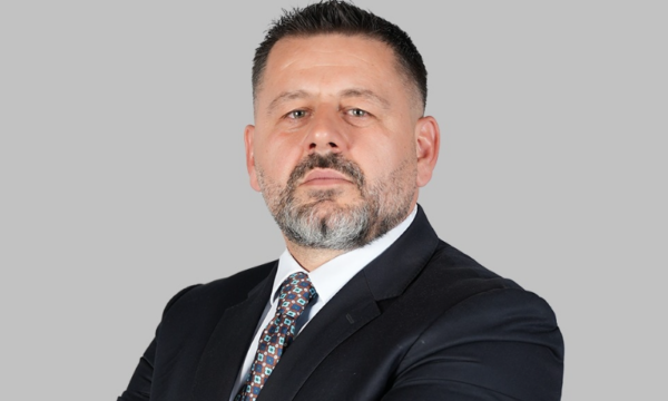 Ministria e Kulturës reagon për zgjedhjen e Bekë Berishës në krye të KB Prishtina: Të shmanget konflikti i interesit, 30 ditë kohë