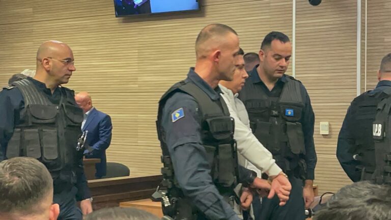 Sërish dy të akuzuarit në rasti “Banjska”, nuk deklarohen e njëri thotë se nuk është fajtor