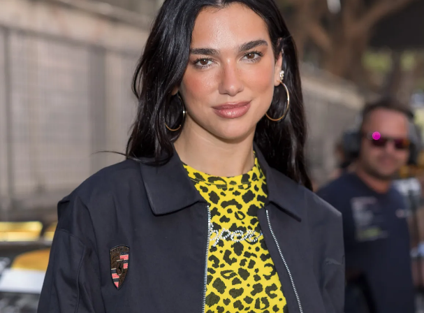 Dua publikon fotografi të një dekade më parë