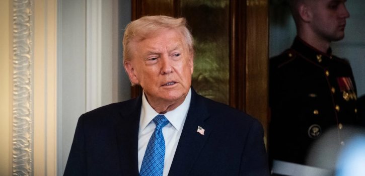 Trump kërcënon me tarifa vendet që nuk pajtohen me Greenlandën