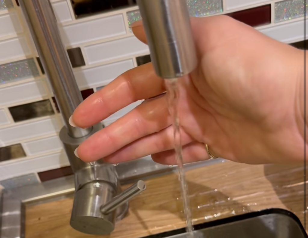 Uji – privilegj “politik” apo e drejtë bazike? Dy javë pa ujë në Arbëri