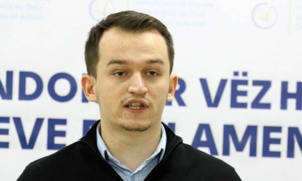 Cakolli: Manipuluesit e votave duhet të përfundojnë në burg, pa përjashtim