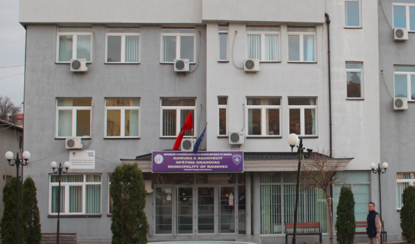 sot-do-te-behet-transportimi-i-turbinave-te-eres,-komuna-e-rahovecit-u-ben-thirrje-qytetareve-per-kujdes-ne-trafik