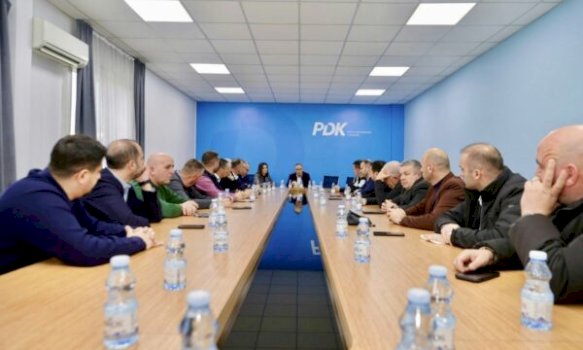 hamza-mbledh-kryetaret-e-degeve:-pdk-ja-po-hyn-ne-nje-faze-te-re-riorganizimi,-folem-per-zgjedhjet-e-brendshme