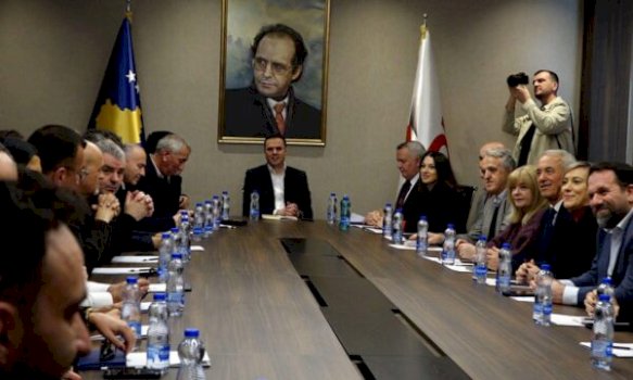 abdixhiku:-pas-kuvendit-te-31-janarit-ldk-do-te-ec-me-e-bashkuar-dhe-me-e-pergatitur-per-“betejat-qe-na-presin”