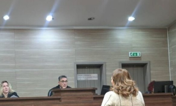 “burrin-e-ki-ne-uck”,-deshmitarja-tregon-se-si-u-debuan-nga-shtepite-ne-izbice-dhe-maltretimet-qe-ua-bene-forcat-serbe