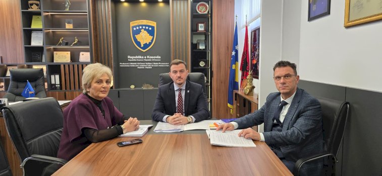 takohen-kryeziu,-pula-dhe-kusari-–-flasin-per-manipulimet-e-votave-te-deputeteve