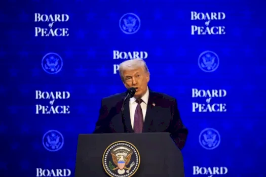 trump-terheq-ftesen-e-kanadase-per-ne-”bordin-e-paqes”