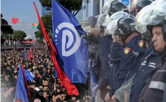 protesta-e-pd-se-para-kryeministrise,-policia-me-plan-masash