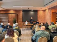 muhaxheri-mbledh-kryesine-e-deges-nje-jave-para-kuvendit-te-ldk’se,-njoftimi:-shumica-e-mbeshtet-abdixhikun