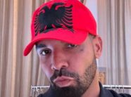 drake-shfaqet-serish-me-simbolin-kombetar-shqiptar