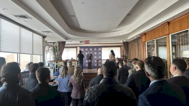 djali-i-deshmorit-te-uck-se-nga-kosova,-hapi-fushaten-per-t’u-zgjedhur-ne-parlamentin-e-nju-jorkut