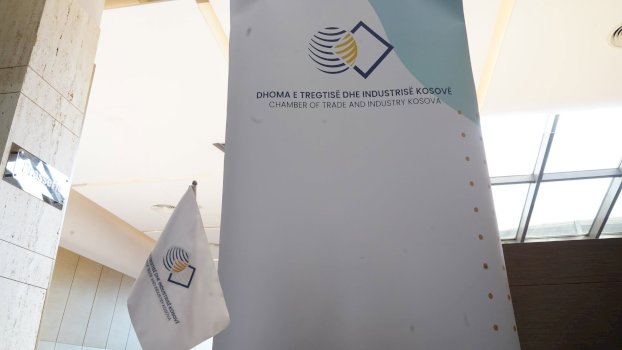 dhoma-e-tregtise-dhe-industrise-e-kosoves-shpreh-shqetesim-per-protestat-e-transportuesve-ne-rajon,-kerkon-nderhyrje-urgjente-nga-be-ja