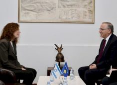 hamza-takohet-me-ambasadoren-e-izraelit-ne-kosove,-flasin-edhe-per-zhvillimet-politike