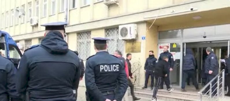 familjaret-e-te-ndaluarve-ne-prizren-u-ankuan-ne-kmdlnj-per-shkelje-te-te-drejtave