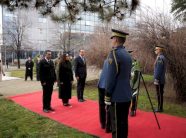 dimal-basha:-perkulemi-me-respekt-para-te-gjitha-viktimave-te-holokaustit