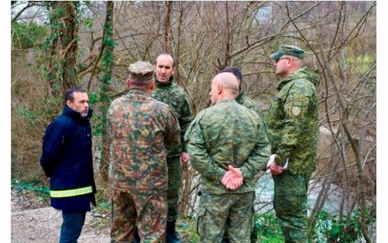 fsk-drejt-shqiperise-per-gjetjen-e-nje-24-vjecari-ne-lumin-mat