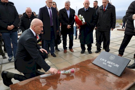 haradinaj-ben-homazhe-ne-rogove:-vazhduam-luften-per-ta-jetesuar-amanetin-e-trimave