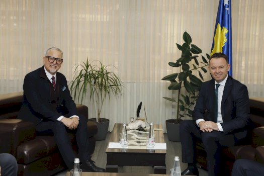 faton-peci:-mitrovica-do-te-behet-me-spital-te-ri