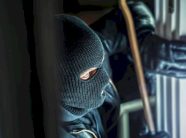 policia-identifikon-pese-te-dyshuar-per-vjedhje-ne-suhareke