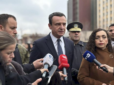 kurti:-renia-e-pajazitit,-zejnullahut-dhe-hoxhes-i-dha-hov-uck-se-dhe-vetebesimit-popullor