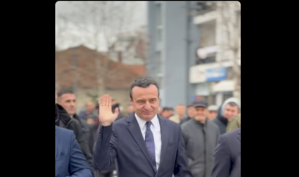 “o-albin-baba-a-ke-mujt”,-kurti-i-pergjigjet-ne-menyre-pohuese-qytetarit-ne-podujeve-“po,-po”