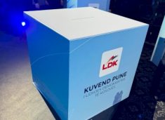 kutia-dhe-kabina-e-votimit-ne-kuvendin-e-ldk-se,-rukiqi:-s’ka-parti-me-demokratike-as-ne-kosove-as-ne-rajon