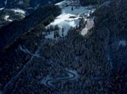 “kosova-e-bardhe”-–-presidentja-osmani-ndan-pamje-mahnitese-nga-bukurite-dimerore-(video)