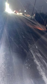 reshjet-e-bores-paralizojne-qarkullimin-ne-lagjen-arberia,-dhjetera-automjete-mbesin-te-bllokuara