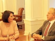 iu-permenden-emrat-ne-dosjen-“epstein”,-jahjaga-e-pacolli-e-mohojne-se-e-kane-njohuar-apo-takuar-ate