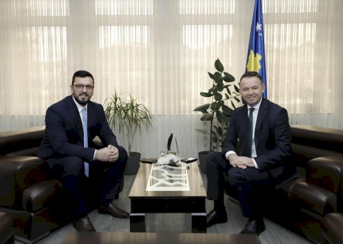 gazmend-asllani-emerohet-drejtor-per-kulture,-rini-dhe-sport-ne-mitrovice