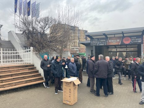  Nuk sakrifikojmë na për KEDS   Nis protesta e kundërshtimit të rritjes së çmimit të rrymës