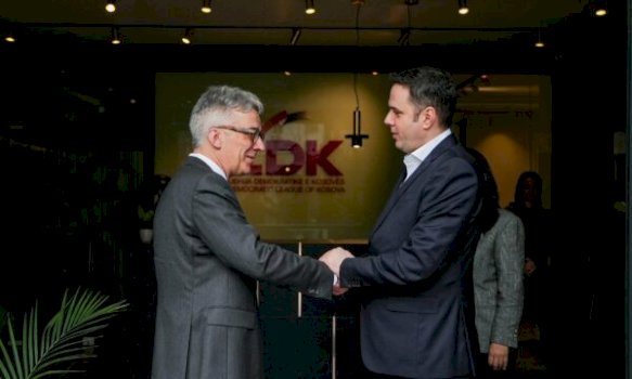 ambasadori-gjerman-i-shkon-ne-zyre-abdixhikut,-flasin-per-situaten-politike-dhe-per-krijimin-e-institucioneve-te-reja