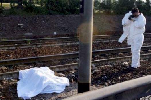 tragjedi-ne-kantonin-e-argau,-18-vjecari-ngjitet-mbi-tren,-vdes-nga-goditja-elektrike