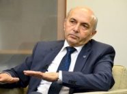 ish-kreret-e-uck-se-ne-hage,-mustafa:-mendoj-se-duhet-te-lirohen