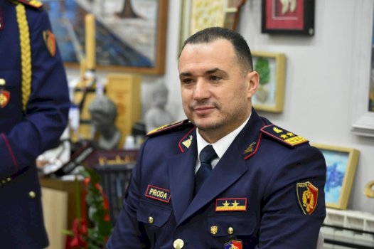 drejtori-i-policise-se-shqiperise:-po-e-godasim-trafikimin-e-armeve-nga-kosova-me-operacione-te-njepasnjeshme