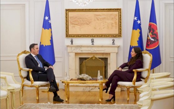 takohen-osmani-dhe-abdixhiku,-diskutojne-zhvillimet-politike-dhe-per-bordin-e-paqes