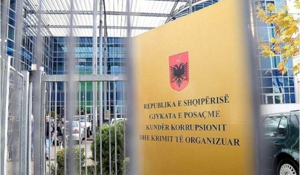 grup-i-strukturuar-kriminal-dhe-trafik-droge,-20-vite-burg-per-dy-persona-ne-shqiperi