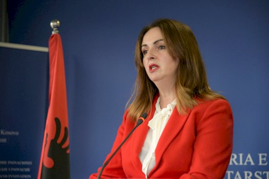 Mbeti jashtë kabinetit qeveritar  reagon Arbërie Nagavci