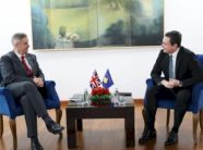 hargreaves-uron-kurtin,-thote-se-mbreteria-e-bashkuar-pret-angazhim-nga-kosova-ne-dialogun-e-be-se