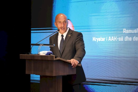 ramush-haradinaj-nuk-do-te-garoje-me-per-postin-e-kryetarit-te-aak-se-–-ardian-gjini-shpall-kandidatuen